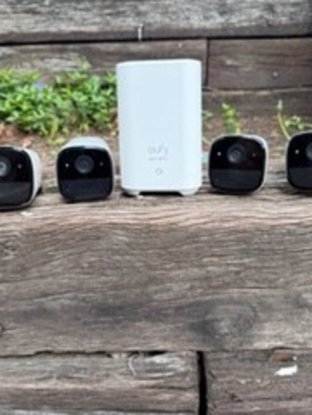 Eufy Home Security Camera System - 4 wireless cameras and hub